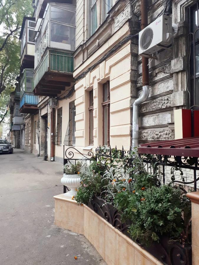 Уютная Квартира На Шмидта 6 Odesa Exterior photo